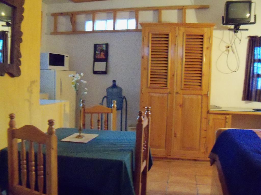 Posada Los Encuentros Panajachel Camera foto