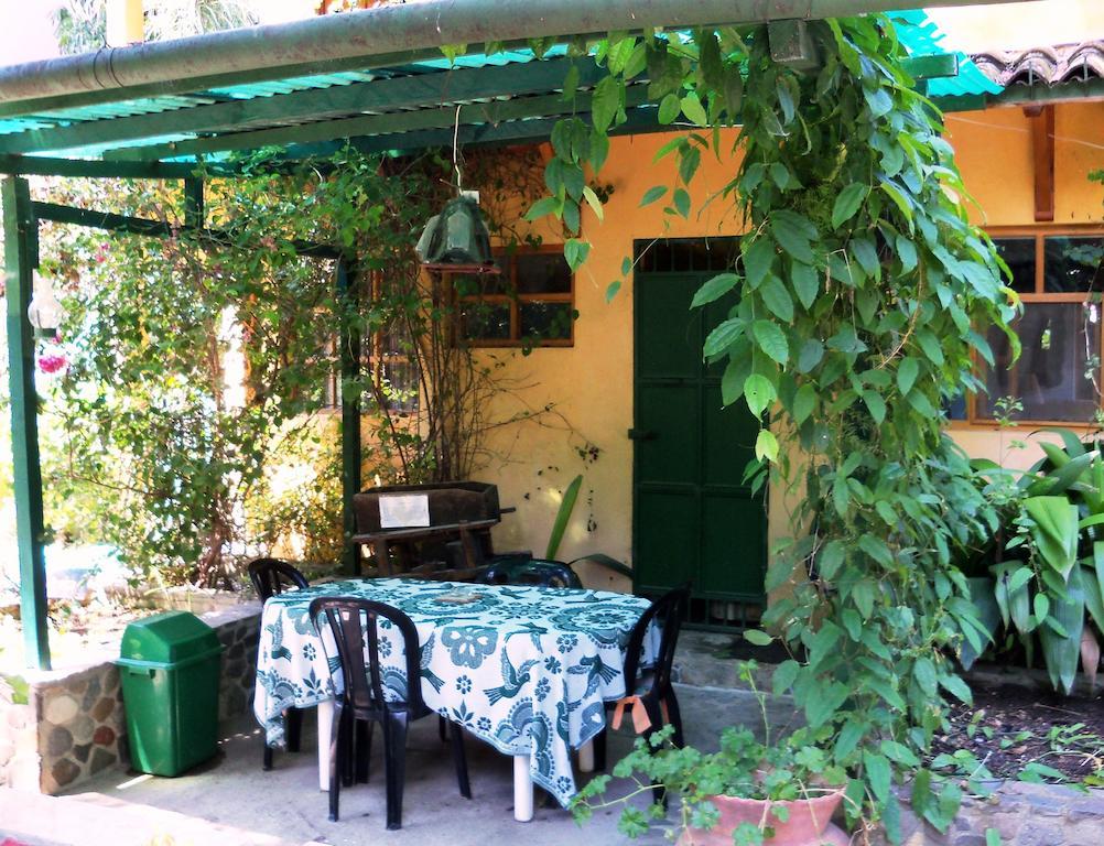 Posada Los Encuentros Panajachel Esterno foto