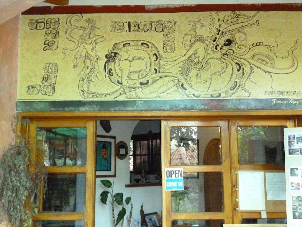 Posada Los Encuentros Panajachel Esterno foto